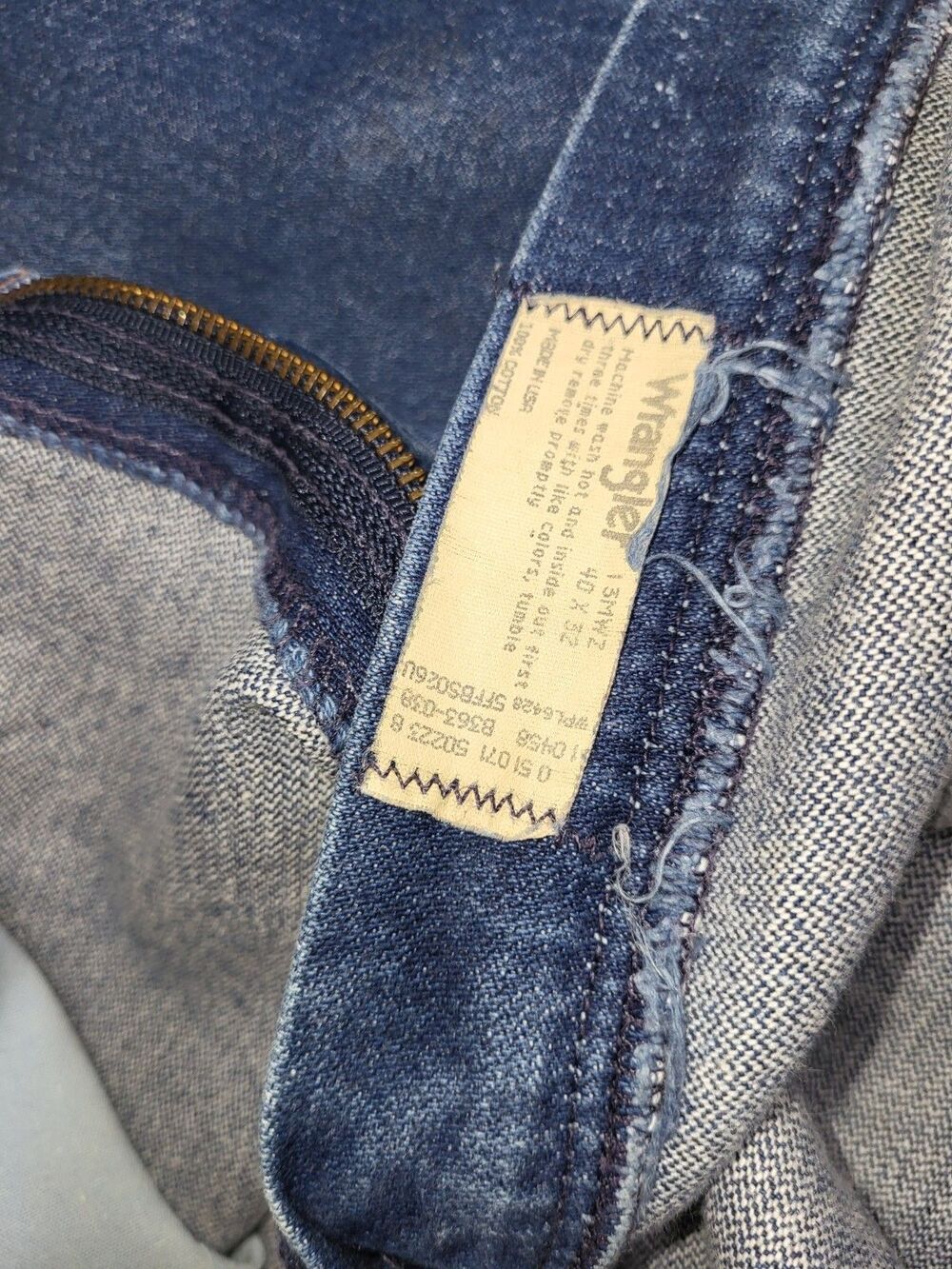 VTG 1986 Wrangler 13MWZ Jeans Made in USA Mens 38x29 Blue Denim Cowboy Cut 40x32 - Picture 6 of 8